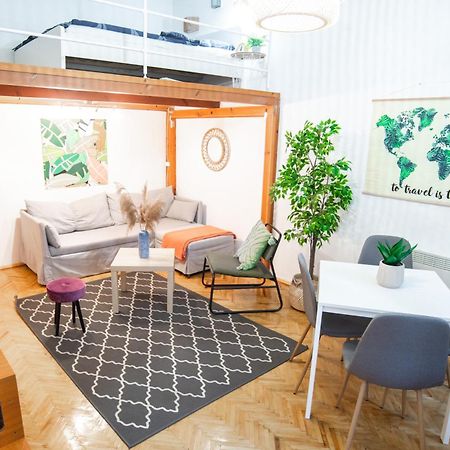 Lovely Apartment In Erzsebetvaros A57 Budapeszt Zewnętrze zdjęcie